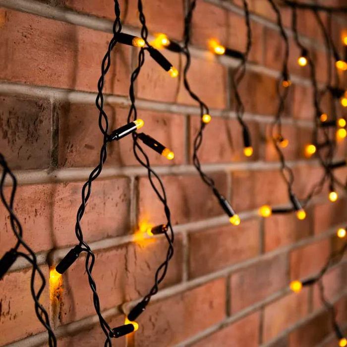 Професионални коледни външни лампички LED завеса студ. бял флаш ефект