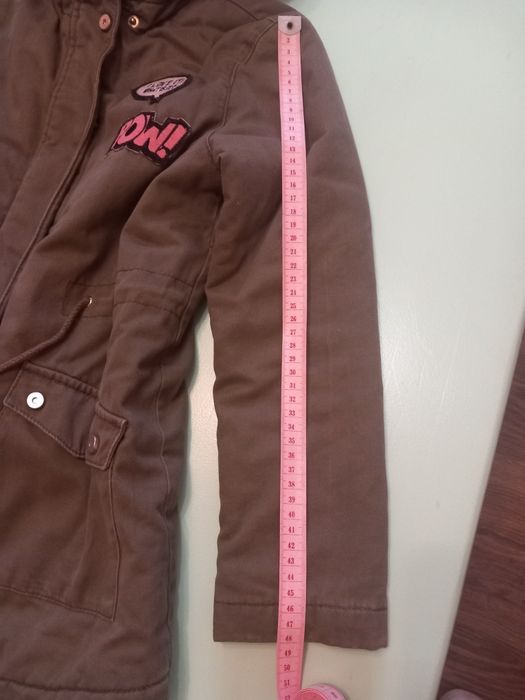 Geacă groasă cu glugă