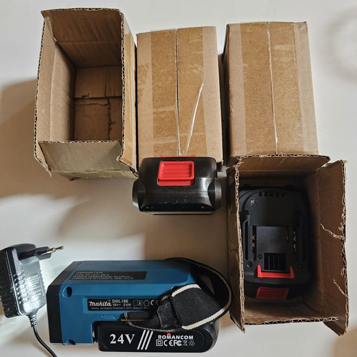 Acumulatori (baterii) Romancom 24V,prindere ca la Makita