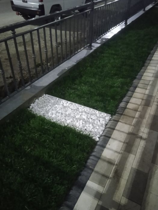 Садовник ланшафт богбон газон