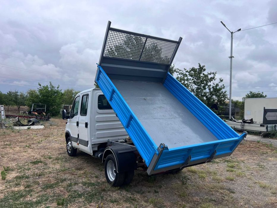 Iveco Daily 35C15 Dokka 7 locuri benă basculabilă
