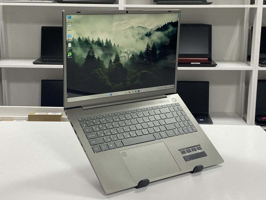 Ноутбук в идеальном состояний DEXP A16 - 16/FHD/Ryzen 5 6600U/16GB/512