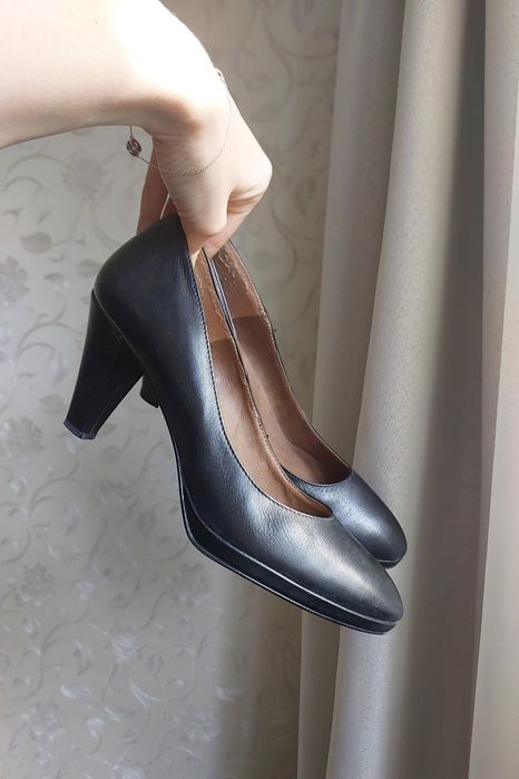 Туфли немецкие  женские 39 размер