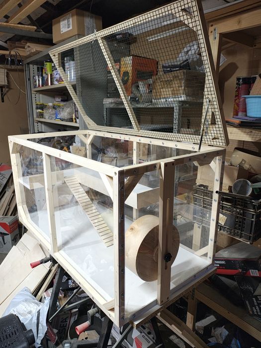 Vand cusca hamsteri cu roata de 20cm