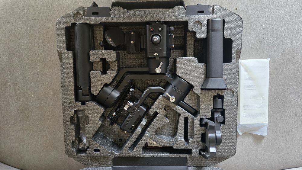 DJI Ronin SC ( stabilizator video )