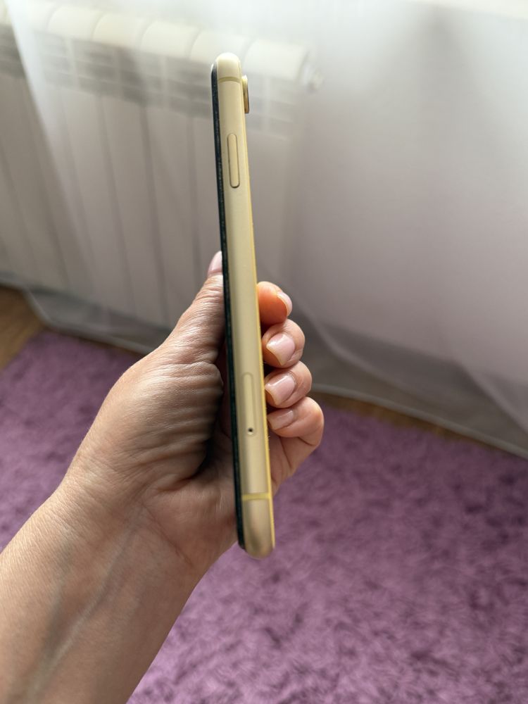 Iphone XR в зорошем состоянии