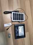 Proiector led cu panou solar