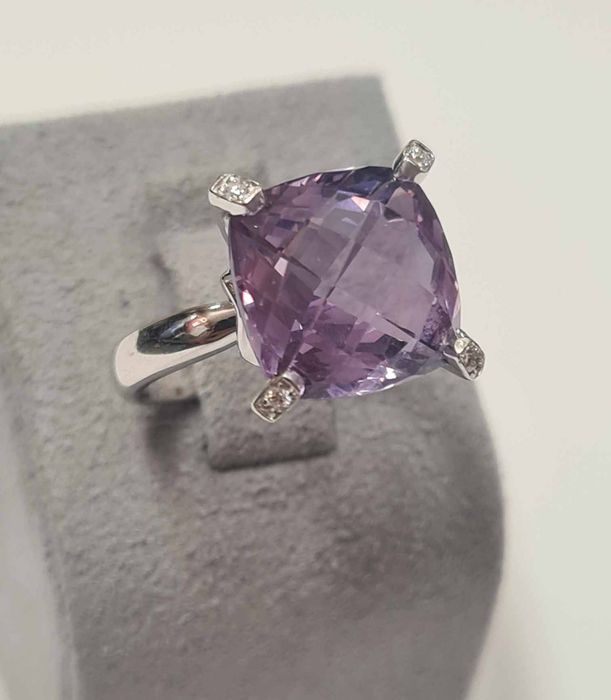 Inel din aur alb 18k, cu ametist natural si diamante naturale, IAU778