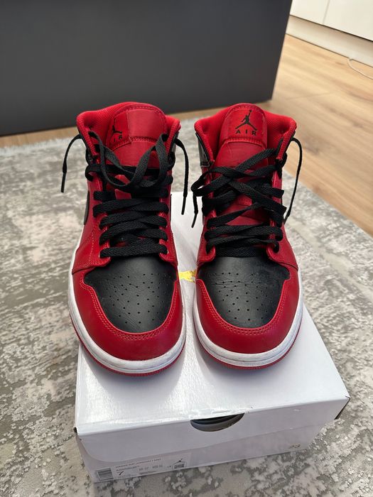 AIR jordan 1 mid,Nike