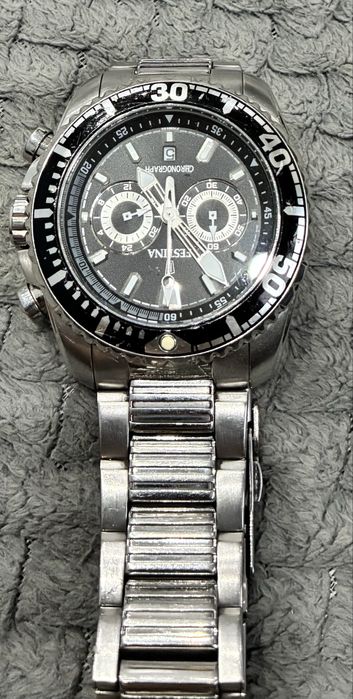 Часовник Festina