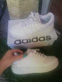 бели маратонки Адидас / Adidas