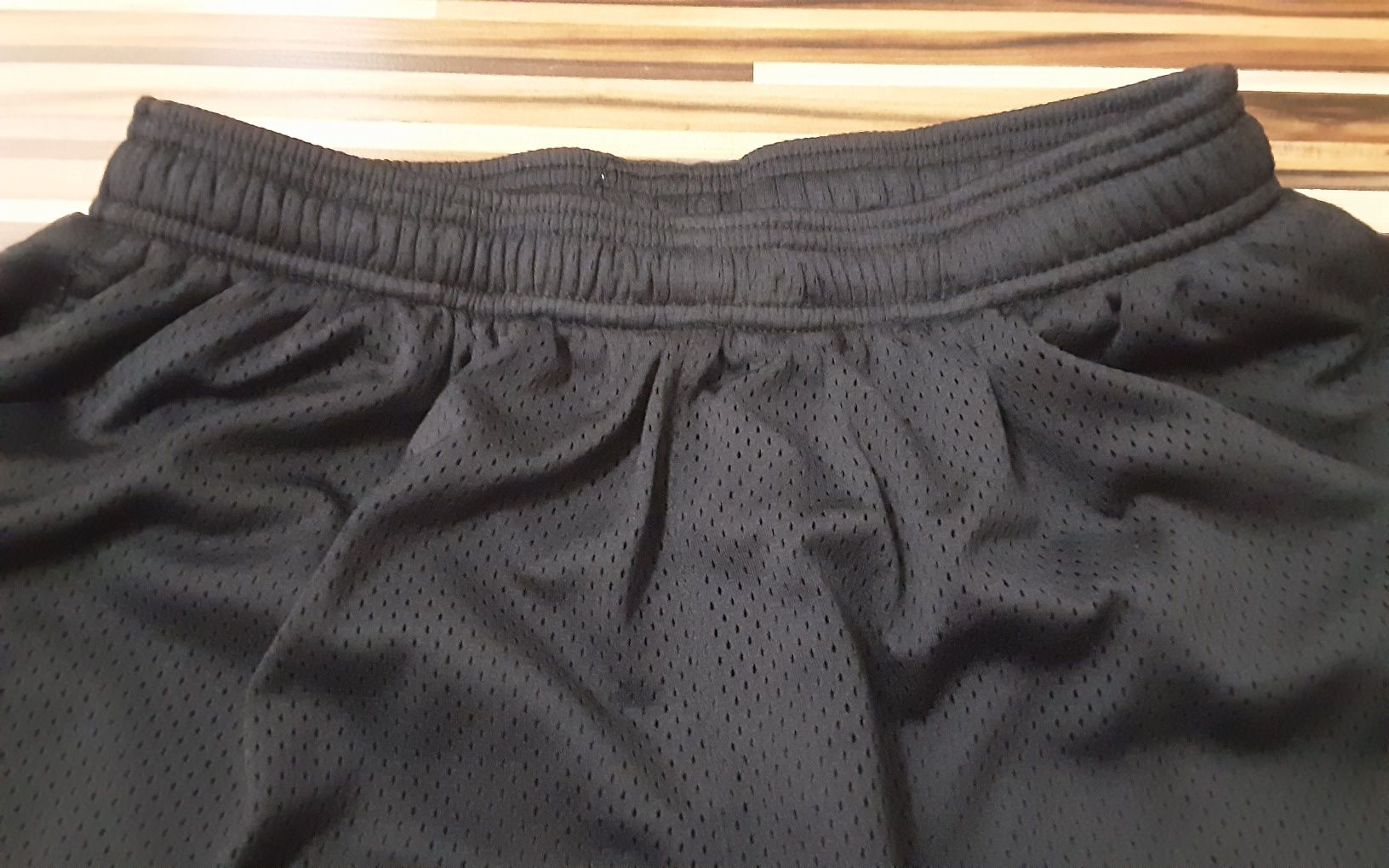 (L) NIKE оригинален панталон(39лв) и тениска (30)
