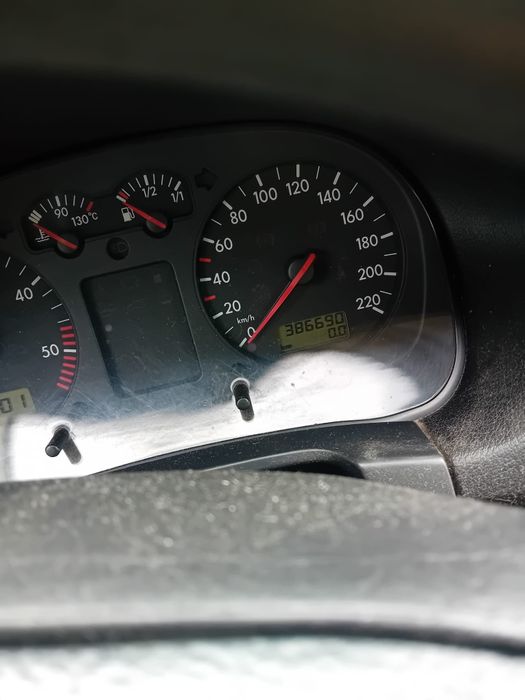 Volkswagen BORA 1.9SDI  2000