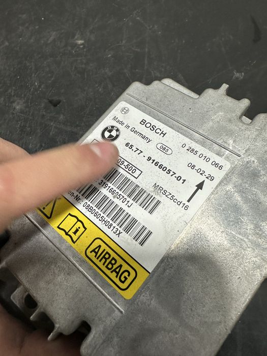 Calculator airbag BMW Seria 3 E90 E91 E81 E87 | 9166057