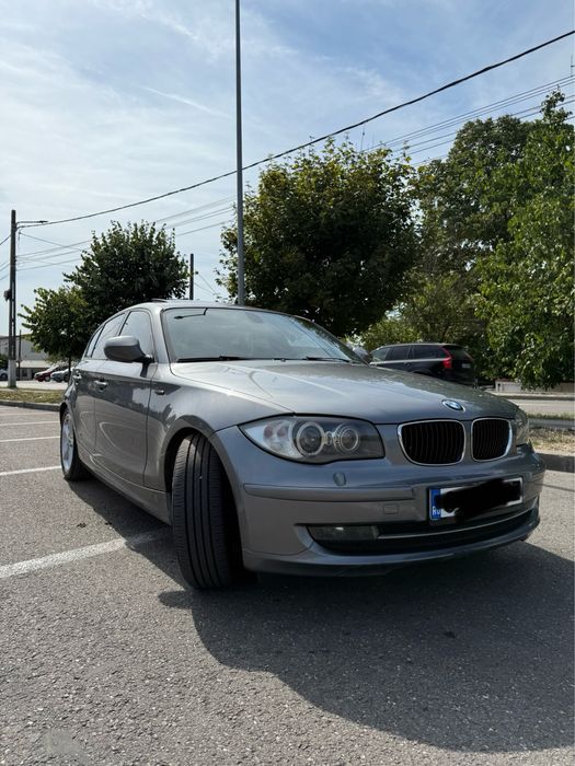 BMW Seria 1 118D – 2011 | Pachet Sport, Trapa Panoramică