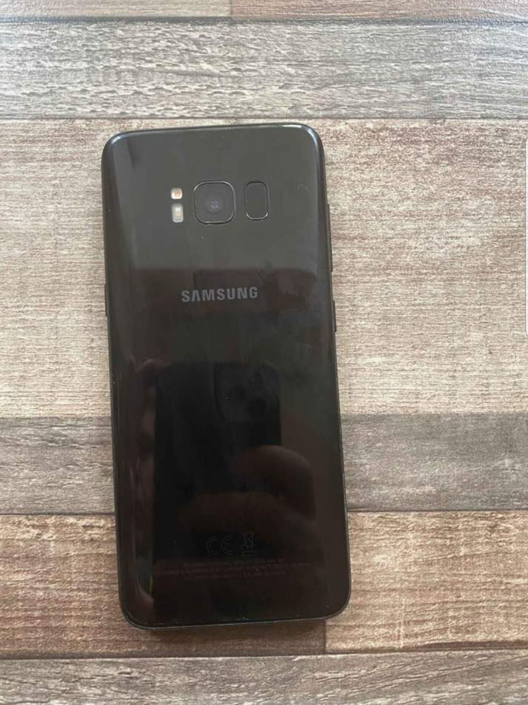 Samsung s8 nou vand sau schimb cu iphon