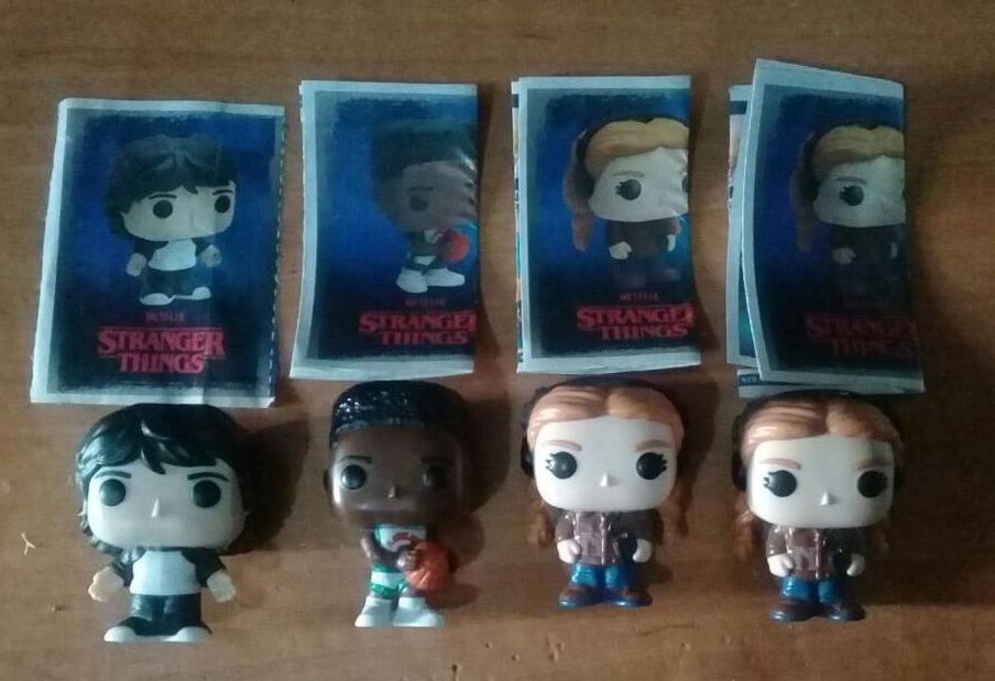 ОБМЕНЯЮ фигурки из киндера stranger things обмен/продажа