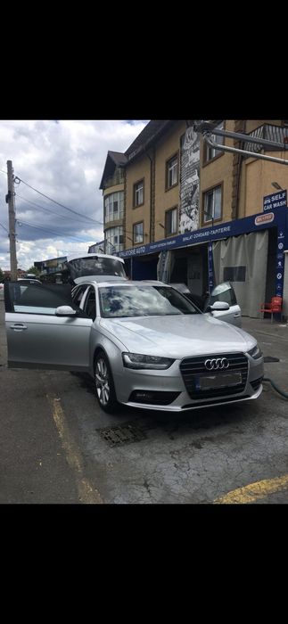 AUDI A4 B8 177cp