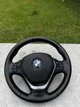 Волан с пера BMW F30
