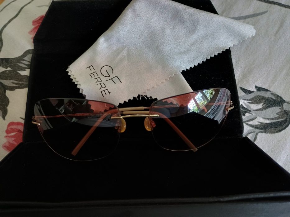 Слънчеви очила GF Ferre