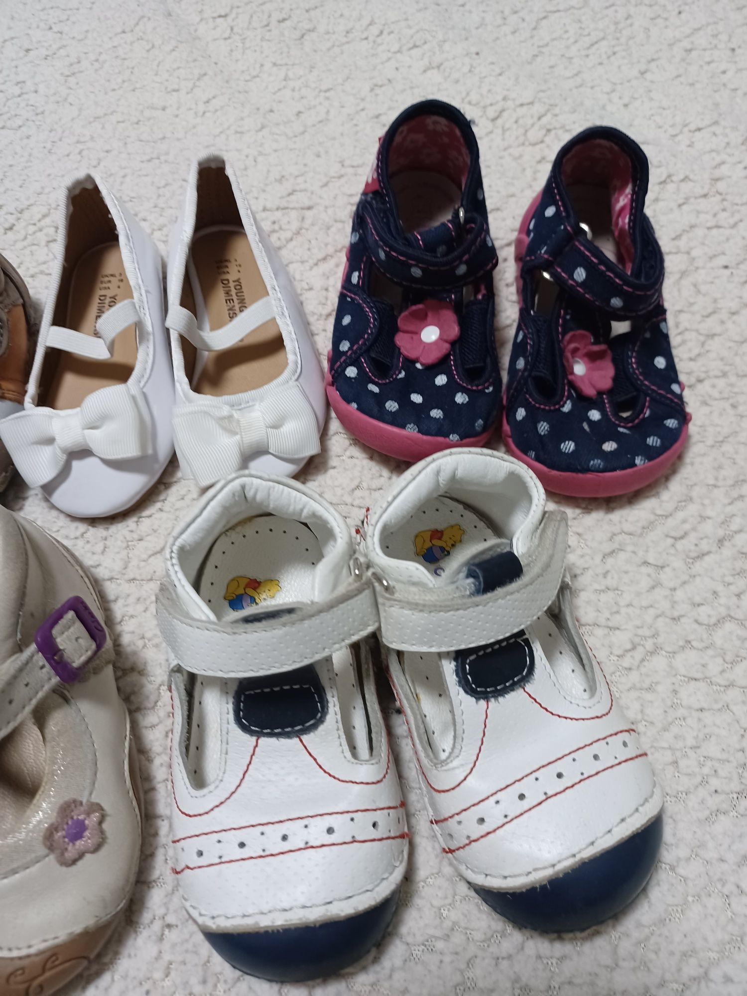 Бебешки обувчици номер 18-20
