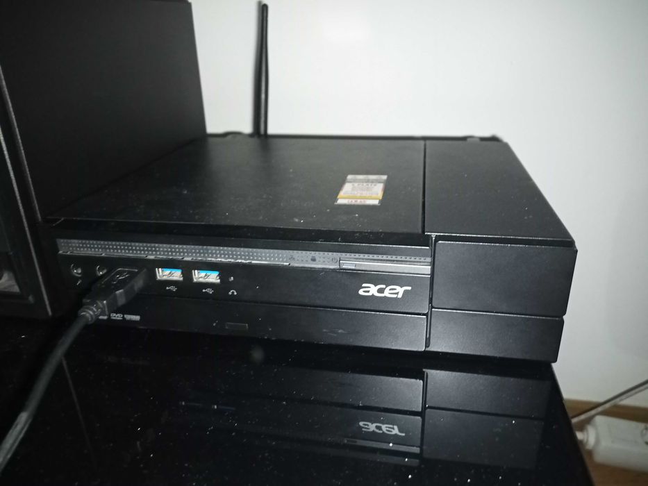 Acer Veriton N4640G V2 I7-7700T/32GB/512GB+2x1TB, cu extensii!