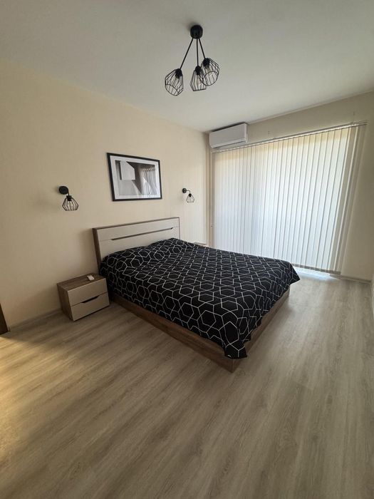 Дава се под наем Тристаен апартамент в Пловдив, Младежки Хълм - 122 кв.м за 1000 € - Снимка #3