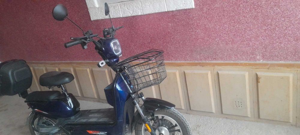 Скутер электрический