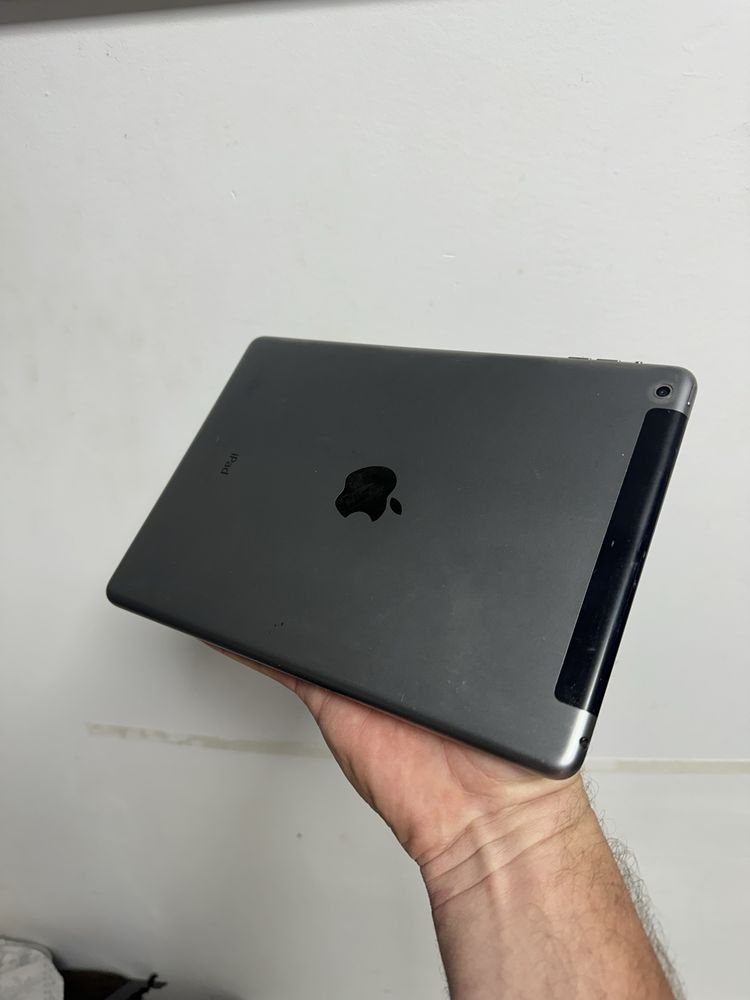 Tableta Apple Ipad Air - 64Gb, WiFi si 4G Cellular, Space Gray