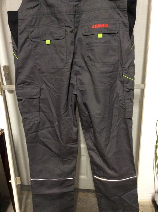 Pantaloni noi cu bretele 60-62