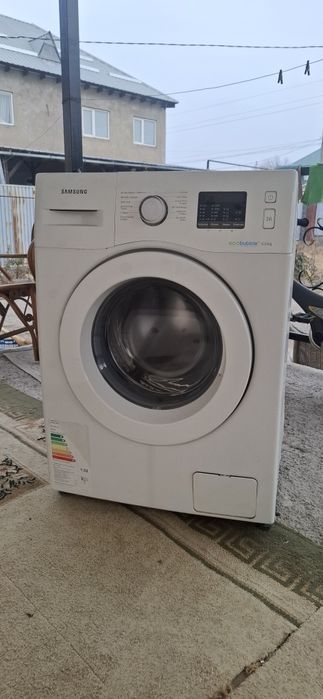 Стиральная машина Samsung