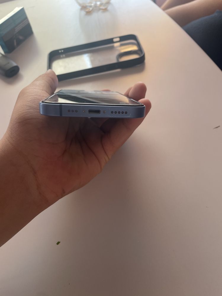 iphone13  акб 76