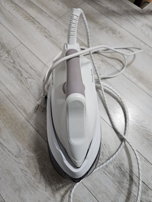 Statie de calcat Rowenta