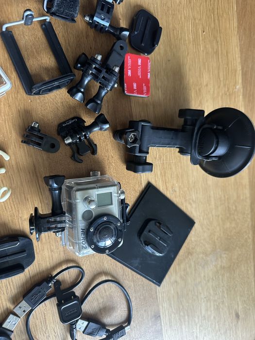 Камера Go pro Hero 2 плюс части за нея.