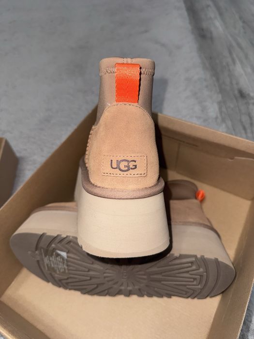 UGG clasic mini dipper