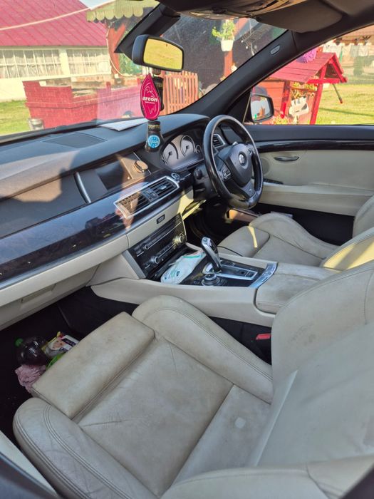 vand bmw 520 Gt anu 2013 volan dreapta