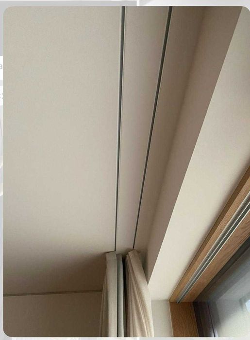 Однорядный карниз потолочный подшторник