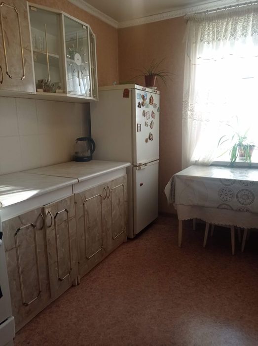 Продам 3-х Комнатную Улучшенную.  Центр