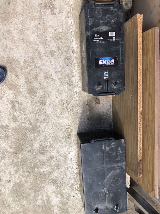 Акумулатор за камион