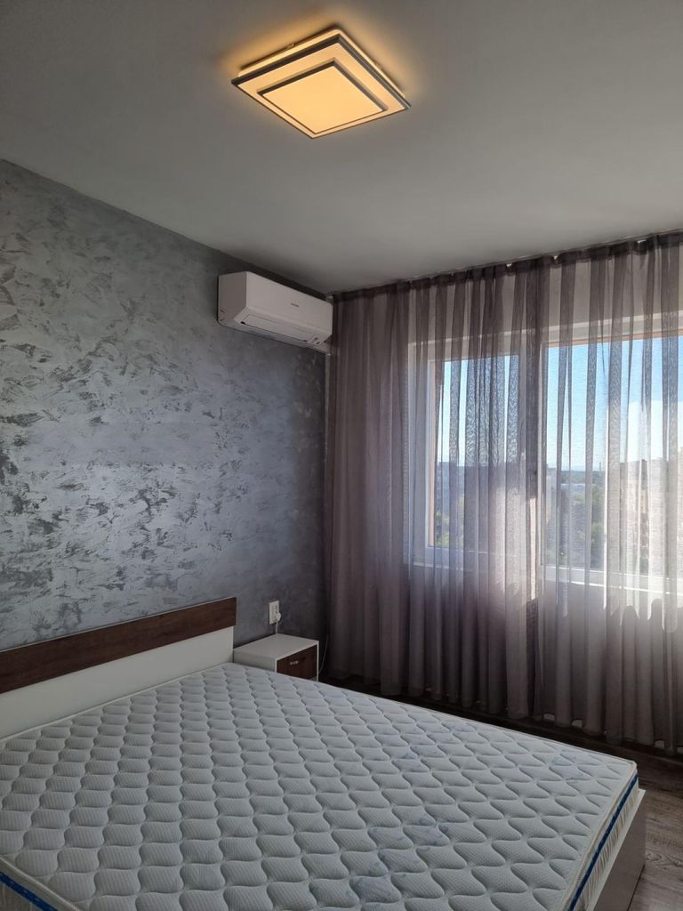 Дава се под наем Двустаен апартамент в София, Толстой - 54 кв.м за 459 € - Снимка #2