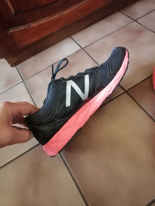 Дамски оригинални маратонки New balance два модела номер 39