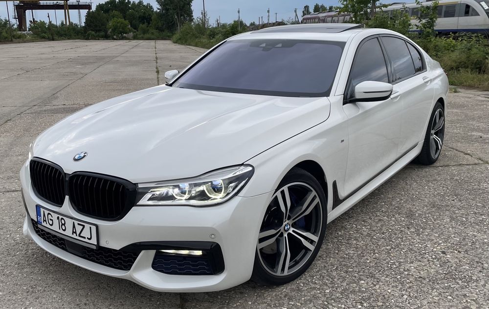 Proprietar vând BMW 750 i g11 / M - paket /  Benzina / x-drive / 2017