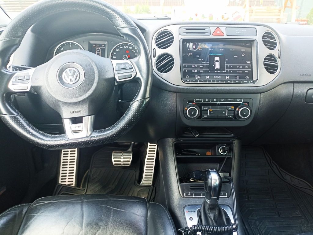 Vw Tiguan Rline, automat, 2.0 tdi, 2010

Motor: 2.0 tdi 140cp
Euro: