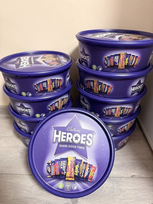 Dulciuri Cadbury Heroes – 550 g – Original UK – Crăciun