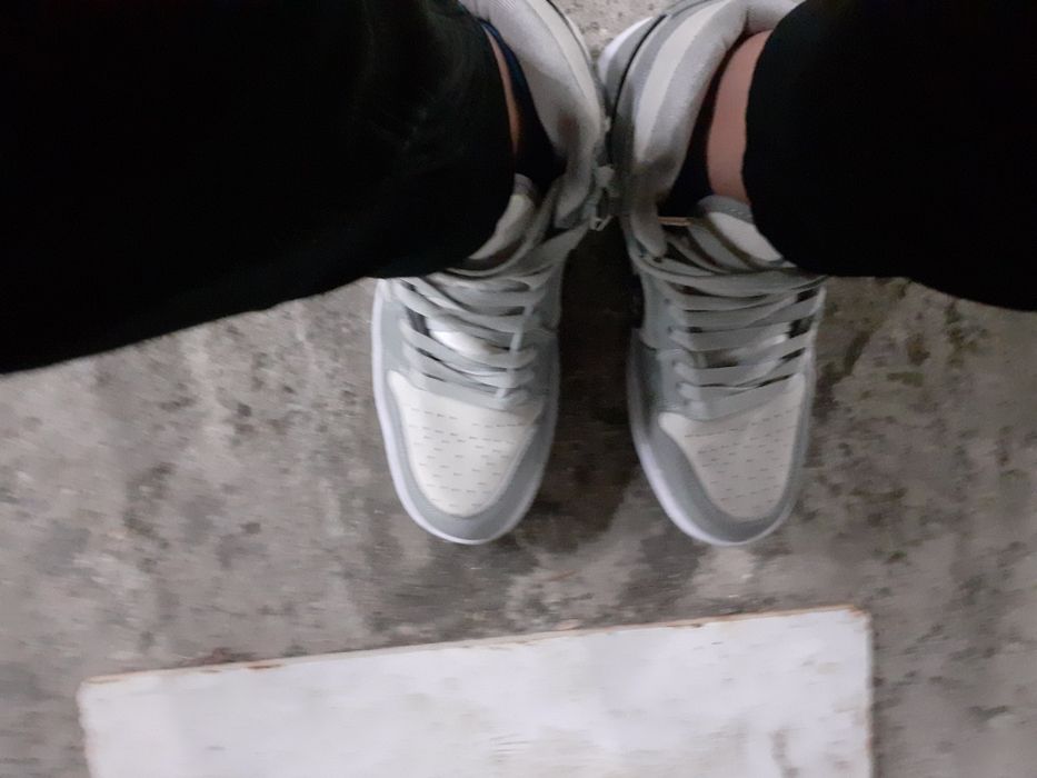 Adidasi jordan 1 dior 1 la 1 marime 40