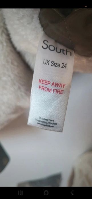 Geaca de dama  blanita foarte buna