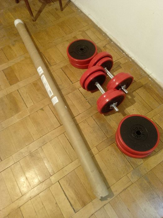 Vând gantere și halteră de 170 cm și 2 gantere de 33 cm aștept răspuns