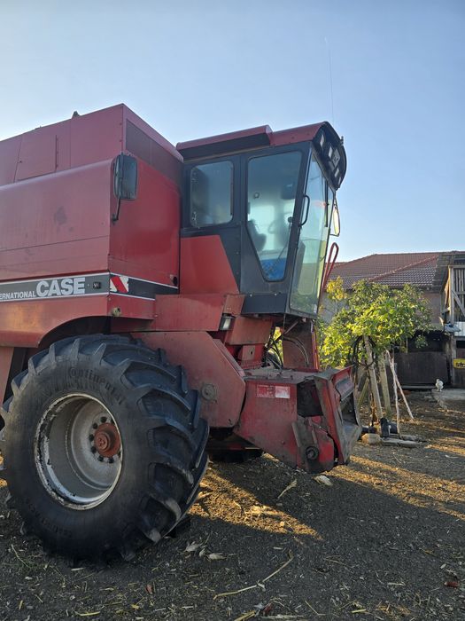 Vând combina case 1640