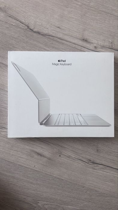 IPAD-PRO Magic keyboard 13 inch , QWERTY -2024