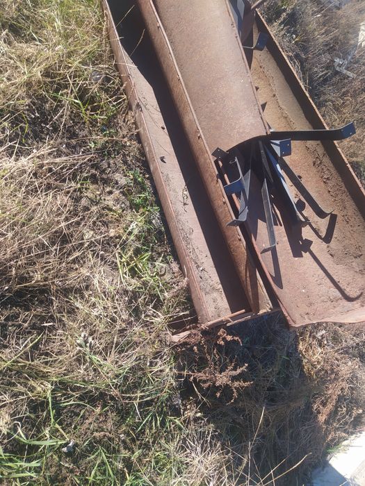 Бу метал 3-4мм листы с разными размеры